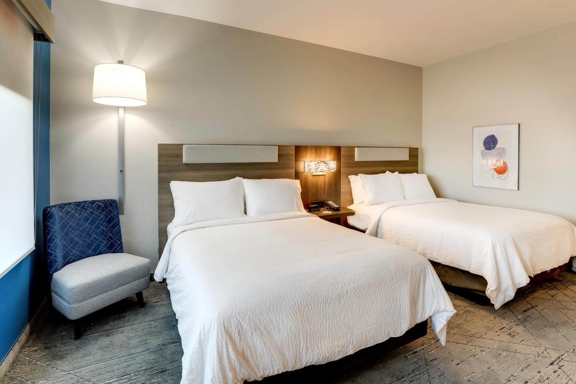 Holiday Inn Express Holly Springs - Raleigh Area By Ihg Екстериор снимка