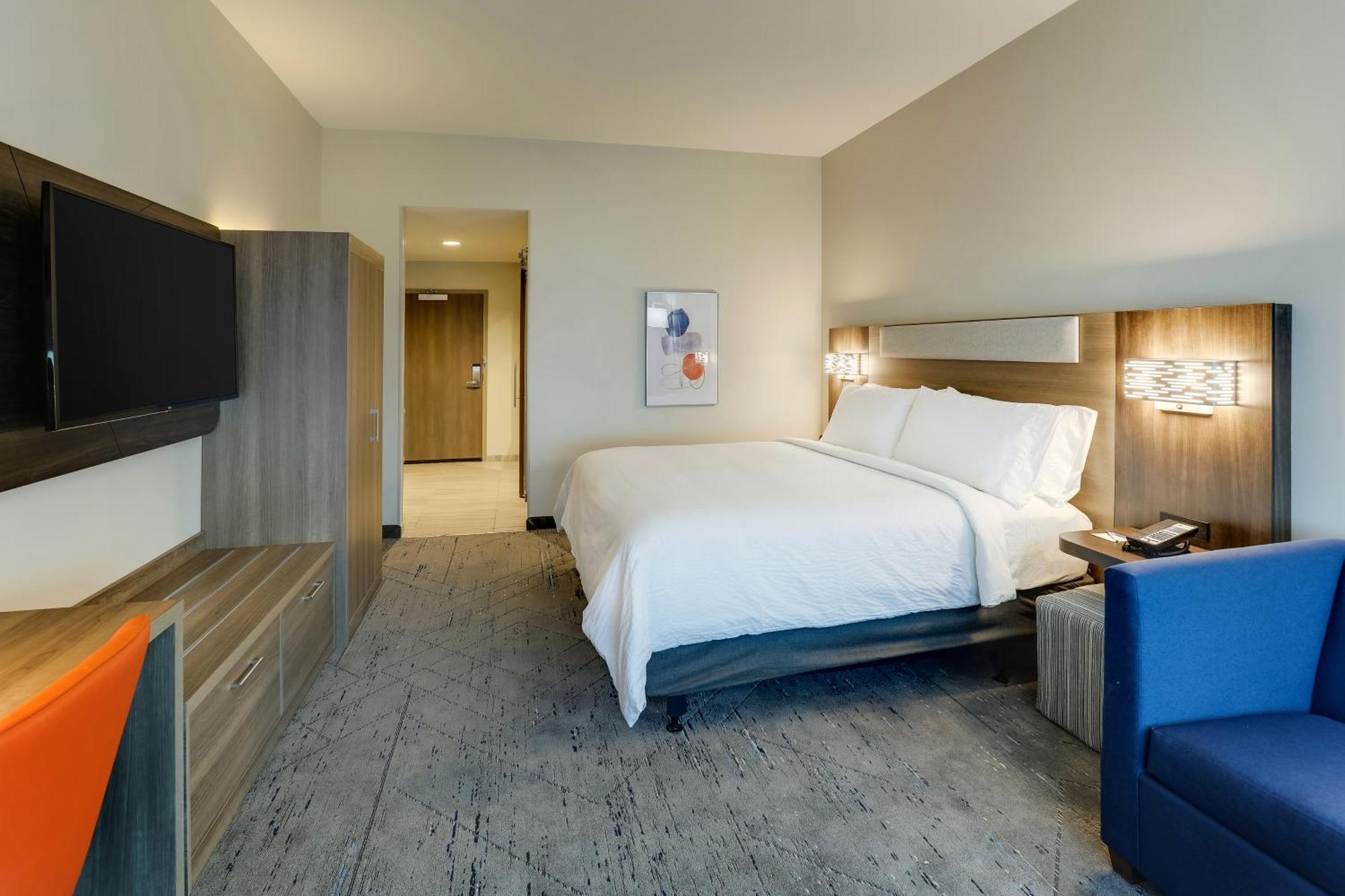 Holiday Inn Express Holly Springs - Raleigh Area By Ihg Екстериор снимка