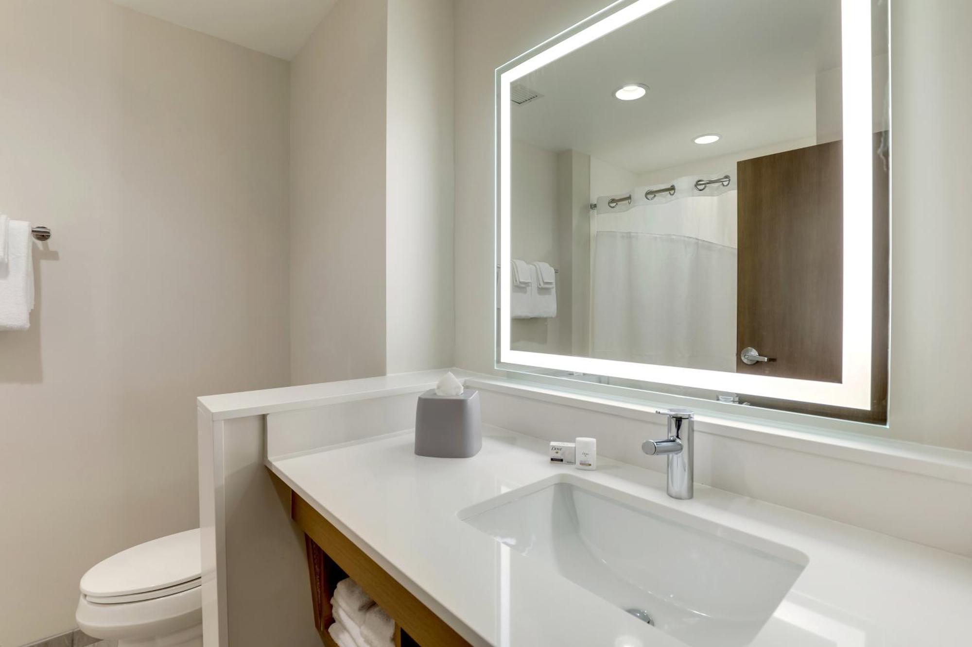 Holiday Inn Express Holly Springs - Raleigh Area By Ihg Екстериор снимка