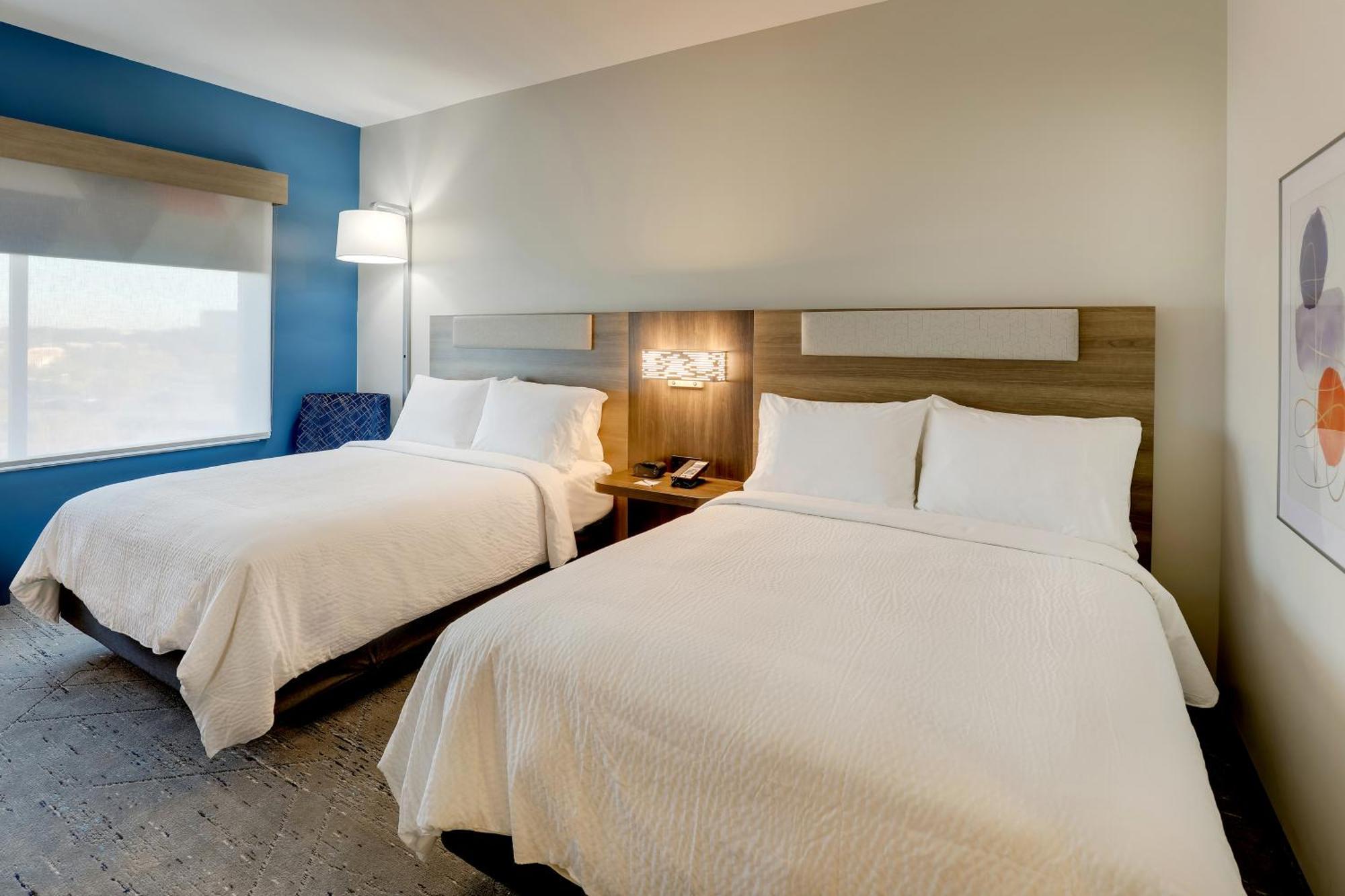 Holiday Inn Express Holly Springs - Raleigh Area By Ihg Екстериор снимка