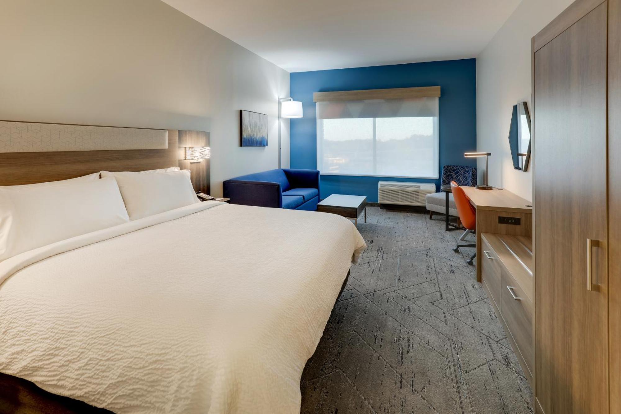 Holiday Inn Express Holly Springs - Raleigh Area By Ihg Екстериор снимка