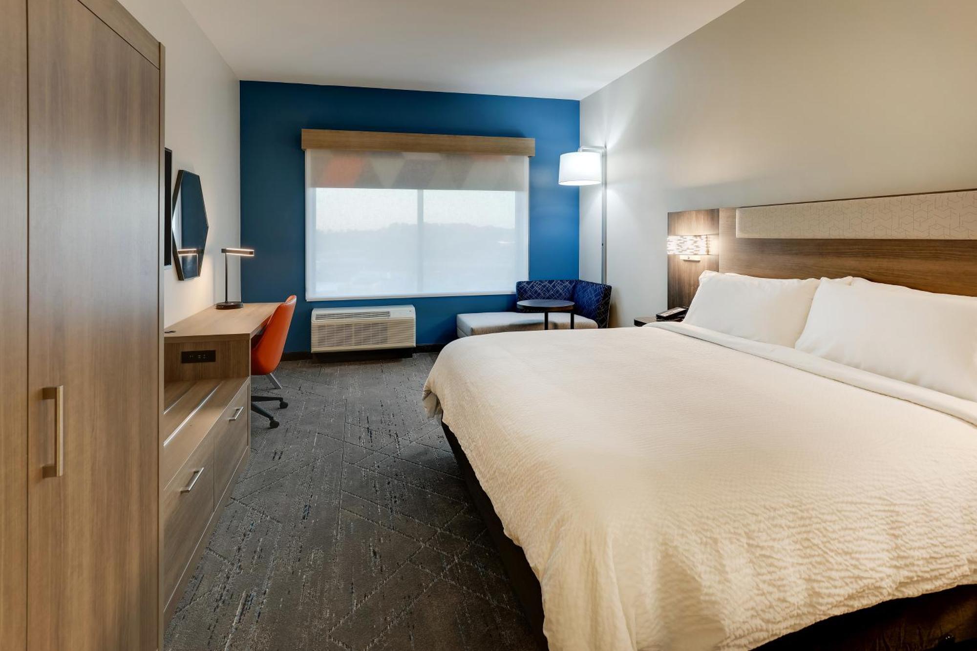 Holiday Inn Express Holly Springs - Raleigh Area By Ihg Екстериор снимка